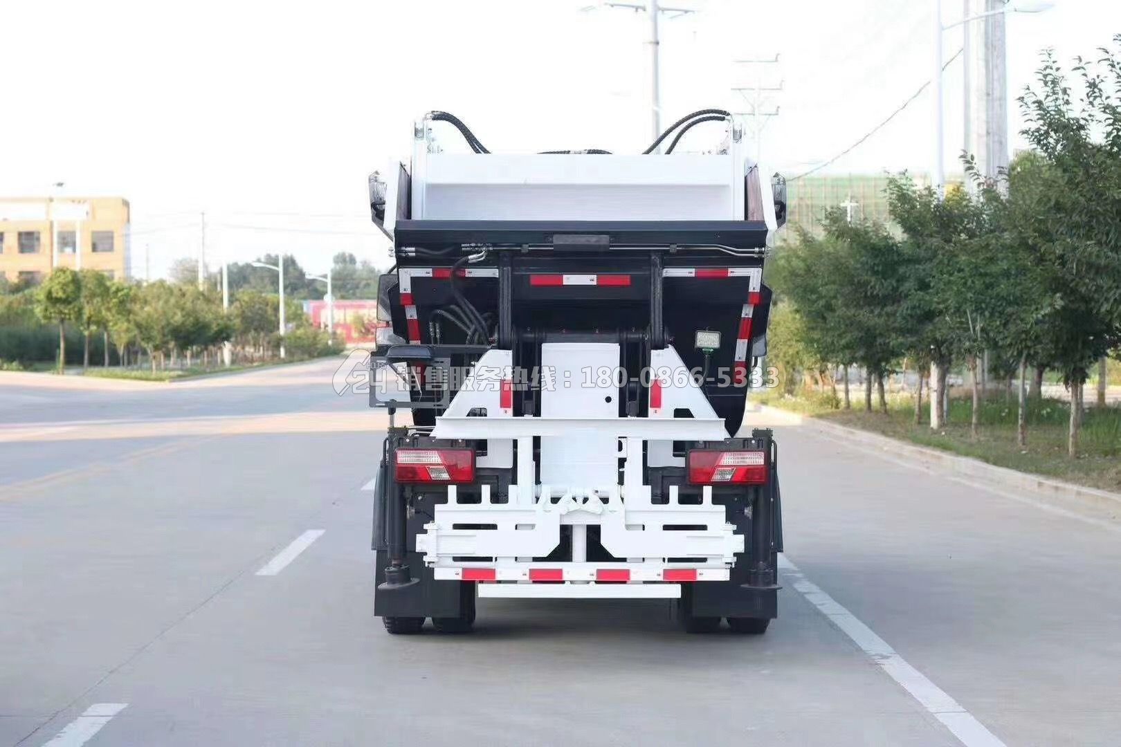 國(guó)六-江鈴凱銳后高位分類(lèi)垃圾車(chē)