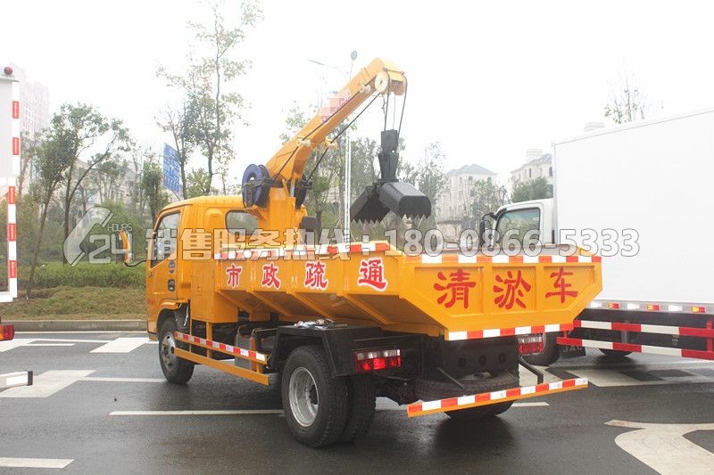 東風(fēng)多利卡D6清淤車(chē)