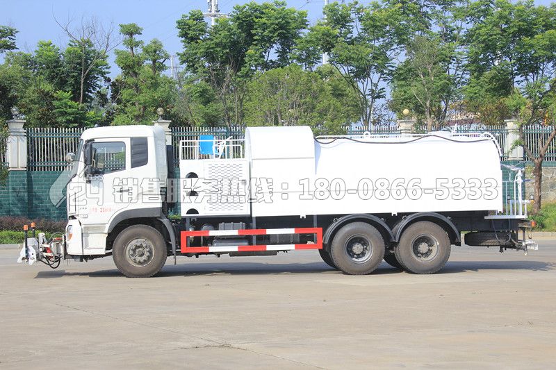 東風(fēng)天龍后雙橋路面高壓清洗車