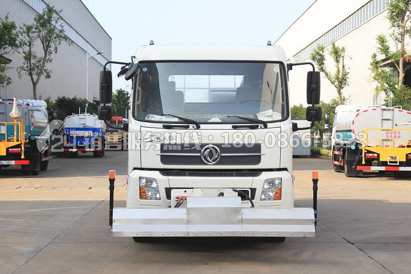 東風天錦路面高壓清洗車