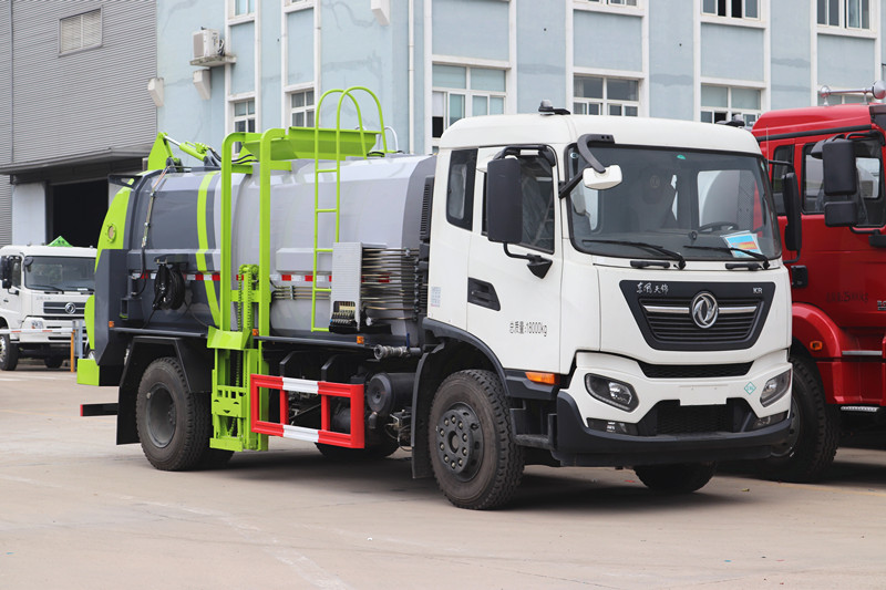 國(guó)六-東風(fēng)天錦KR天燃?xì)獠蛷N垃圾車