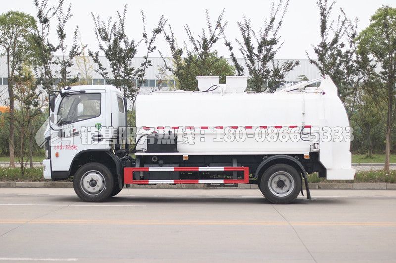 東風(fēng)多利卡D7餐廚垃圾車(chē)6方
