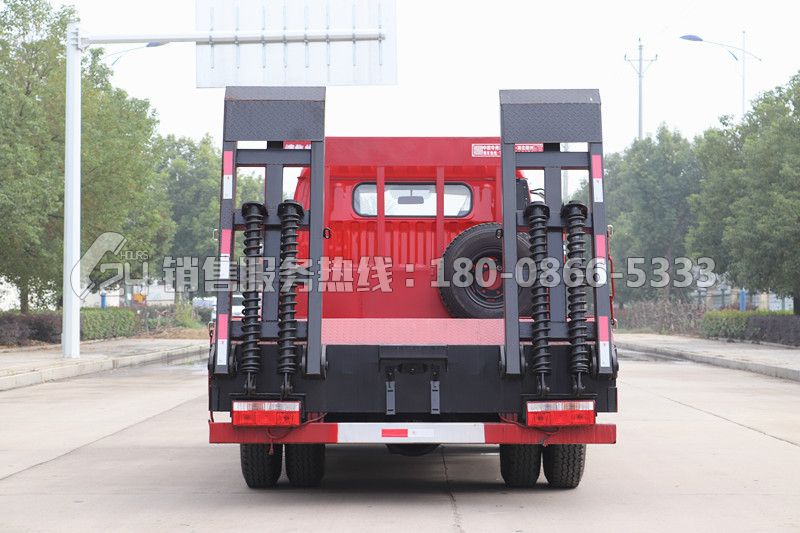 東風(fēng)福瑞卡底平板運(yùn)輸車 東風(fēng)福瑞卡底平板運(yùn)輸車