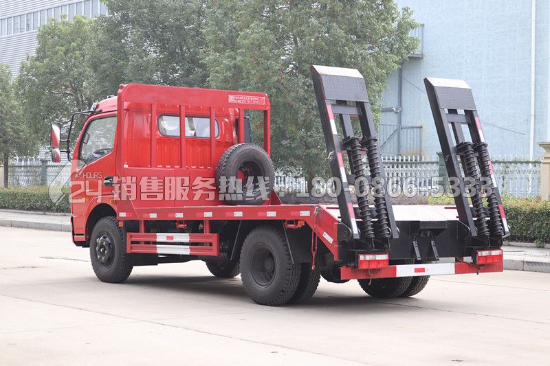 東風(fēng)福瑞卡底平板運(yùn)輸車 東風(fēng)福瑞卡底平板運(yùn)輸車