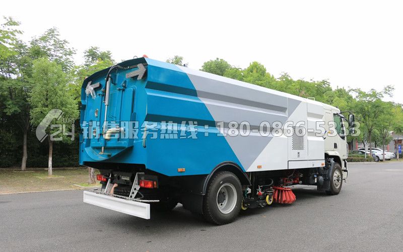 國六-柳汽乘龍M3洗掃車9+7方