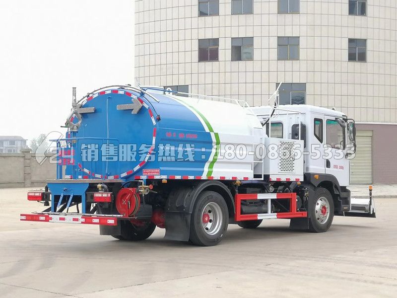 國(guó)六-東風(fēng)多利卡D9路面清洗車 國(guó)六-東風(fēng)多利卡D9路面清洗車