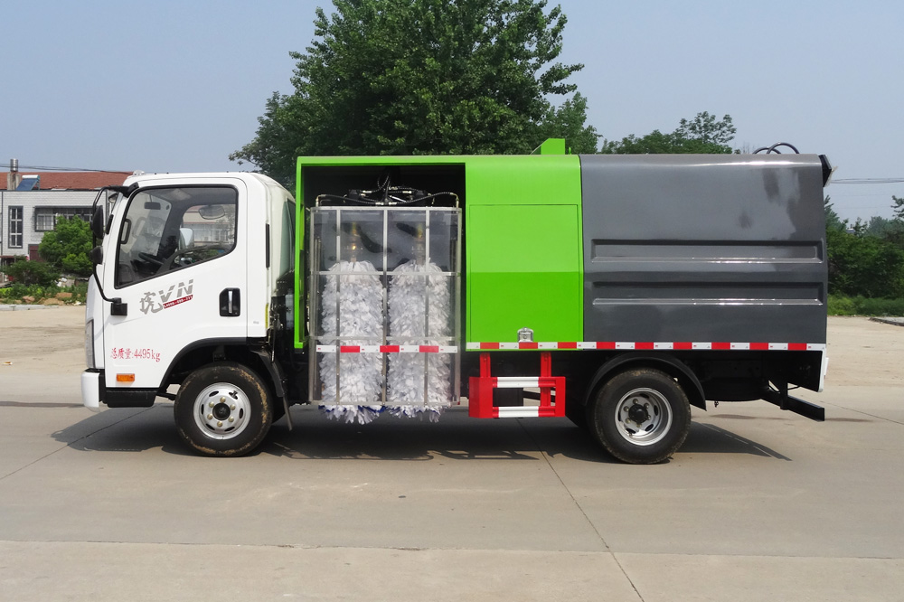 解放虎V護(hù)欄清洗車