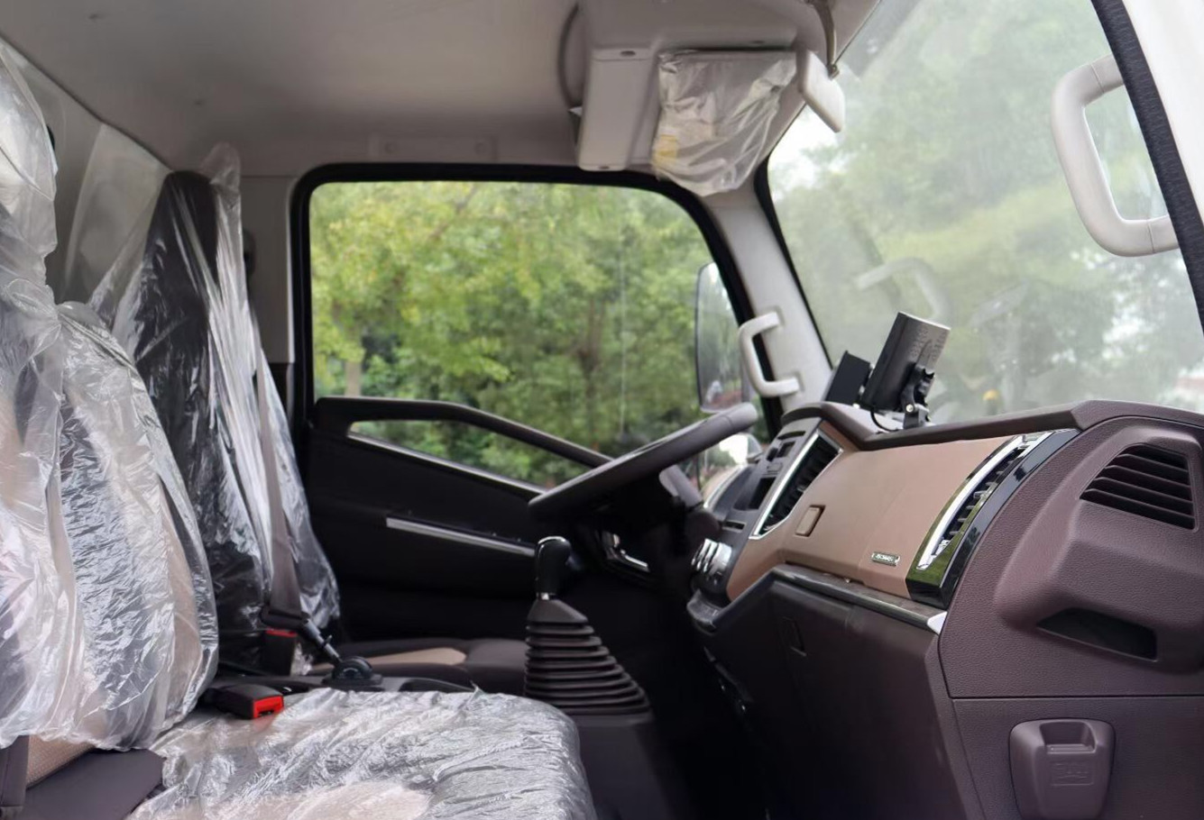 江鈴凱銳洗掃車5+4方 江鈴凱銳洗掃車5+4方