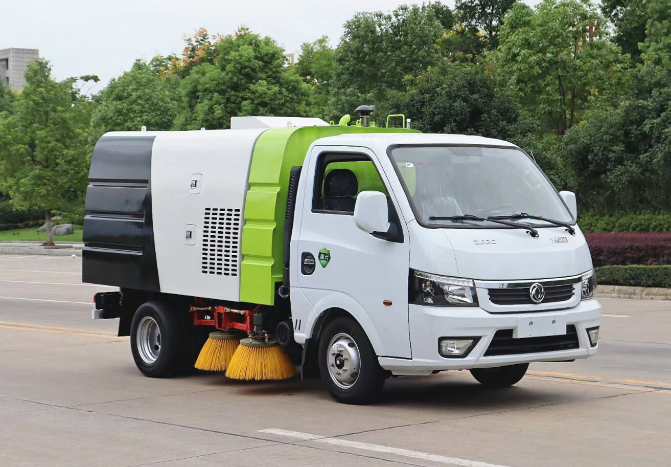 東風(fēng)途逸掃路車0.5+1.5方