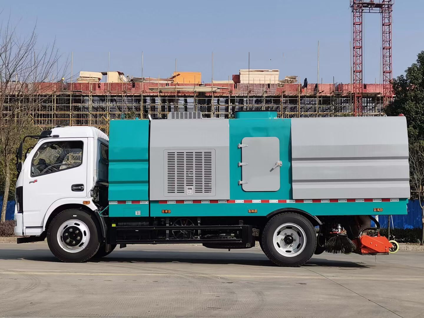 東風(fēng)福瑞卡后置吸塵車(chē)1.5+5方