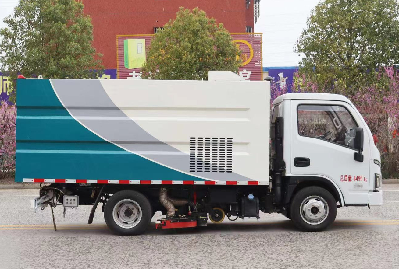 躍進S80吸塵車0.5+2.0方