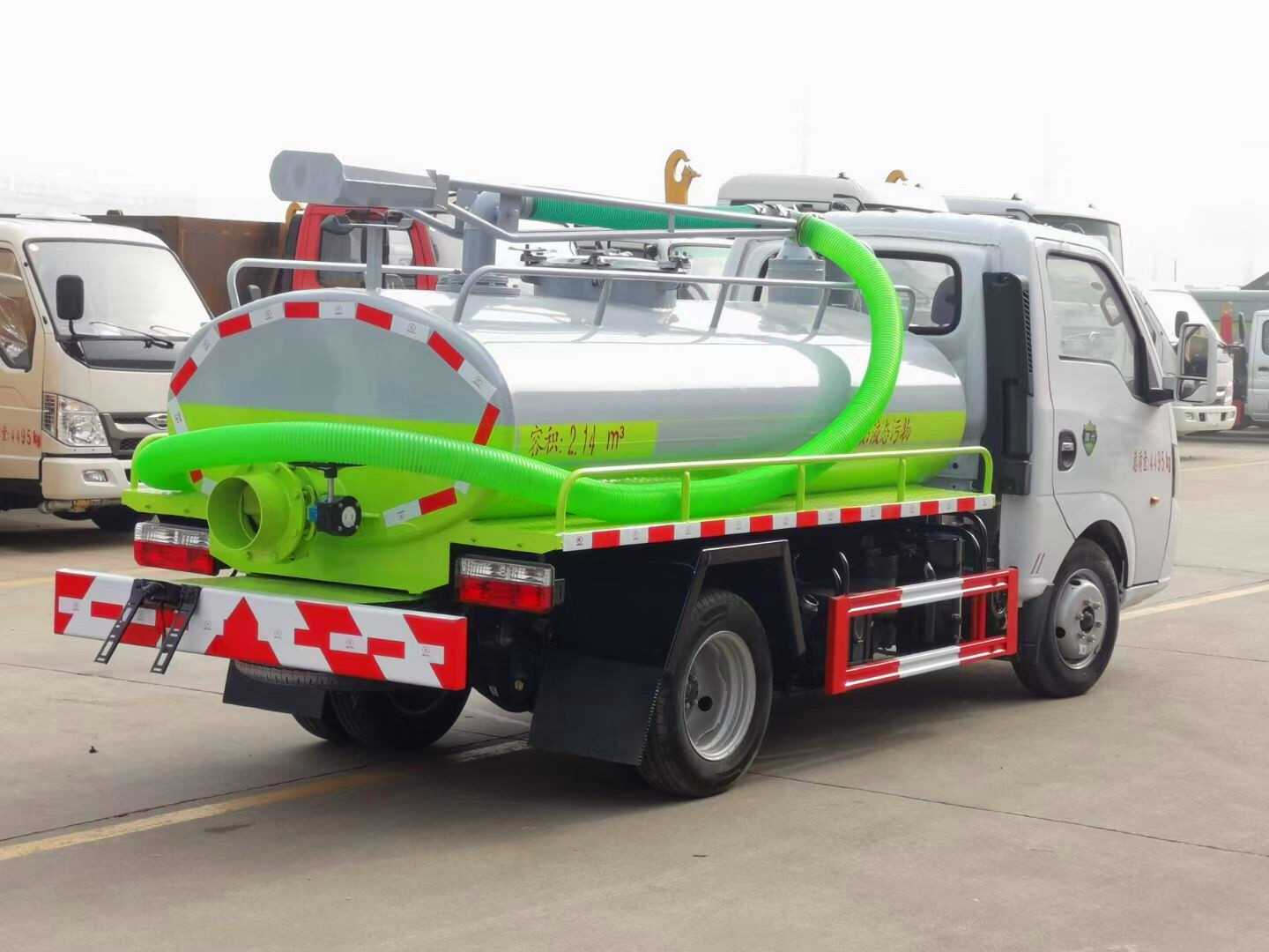 東風(fēng)途逸吸糞車2.5方