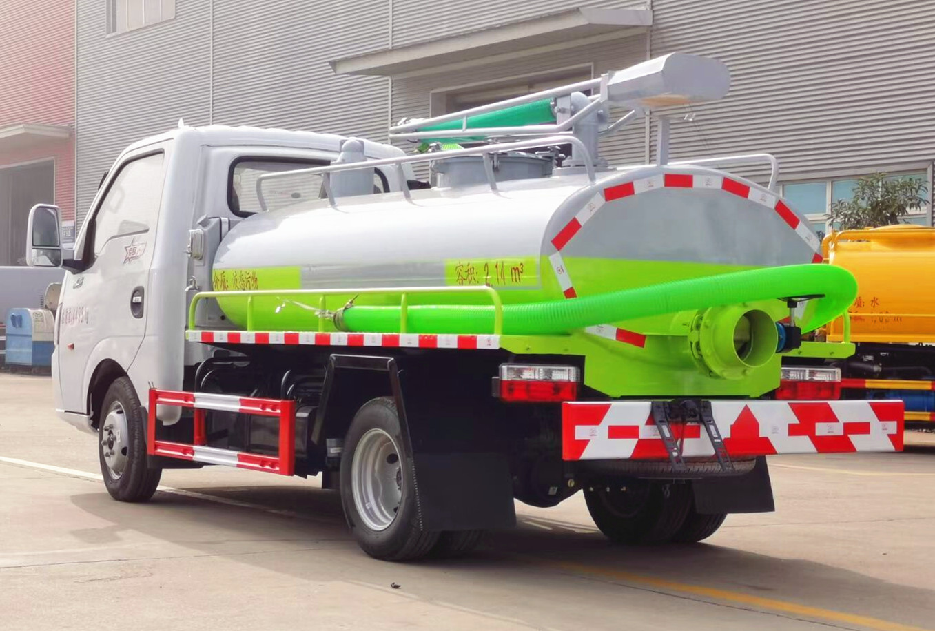 東風(fēng)途逸吸糞車2.5方