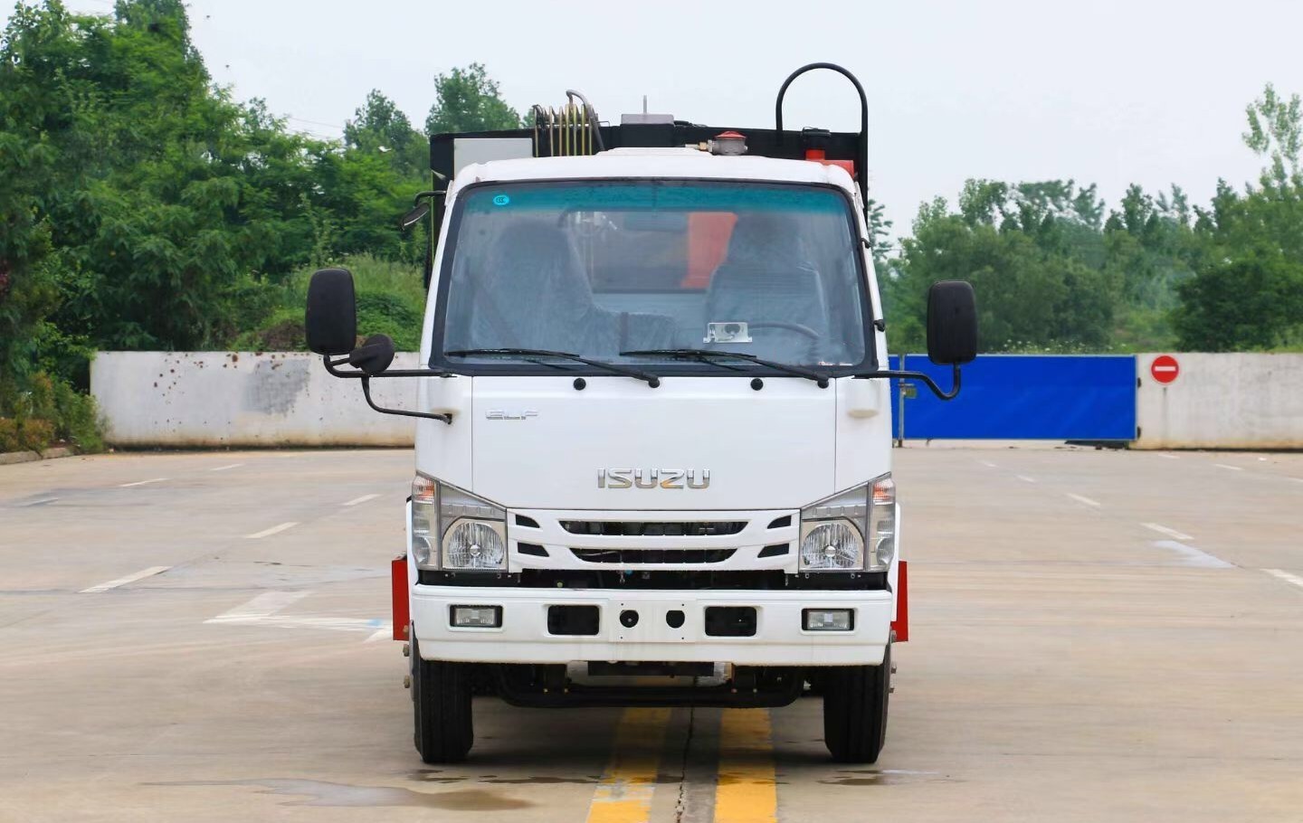 慶鈴五十鈴壓縮式垃圾車6方