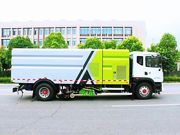 東風(fēng)多利卡D9洗掃車8+6方