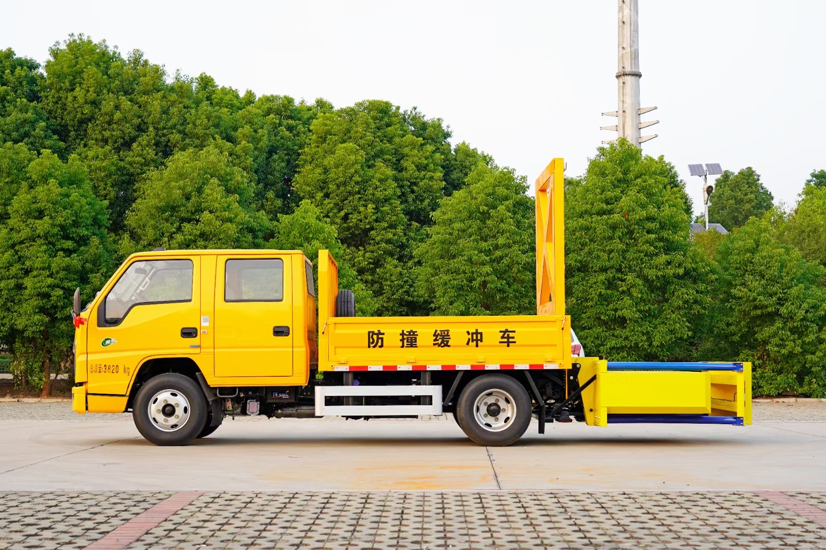 江鈴順達(dá)防撞緩沖車-70K