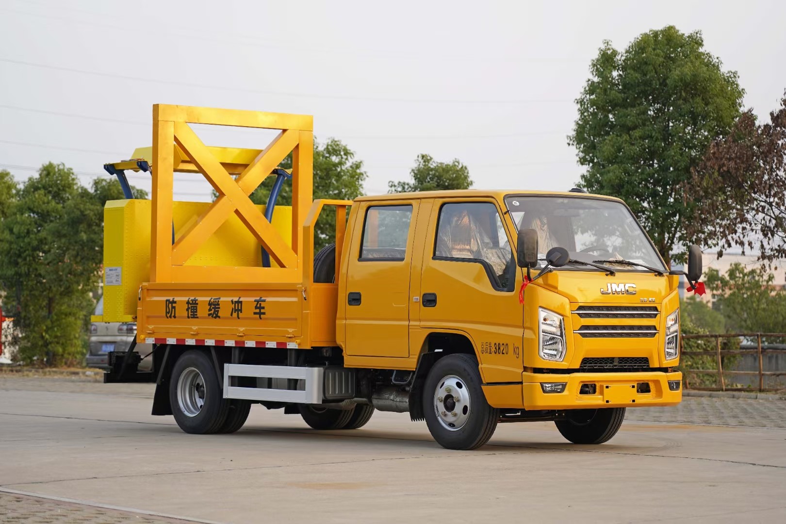 江鈴順達(dá)防撞緩沖車-70K