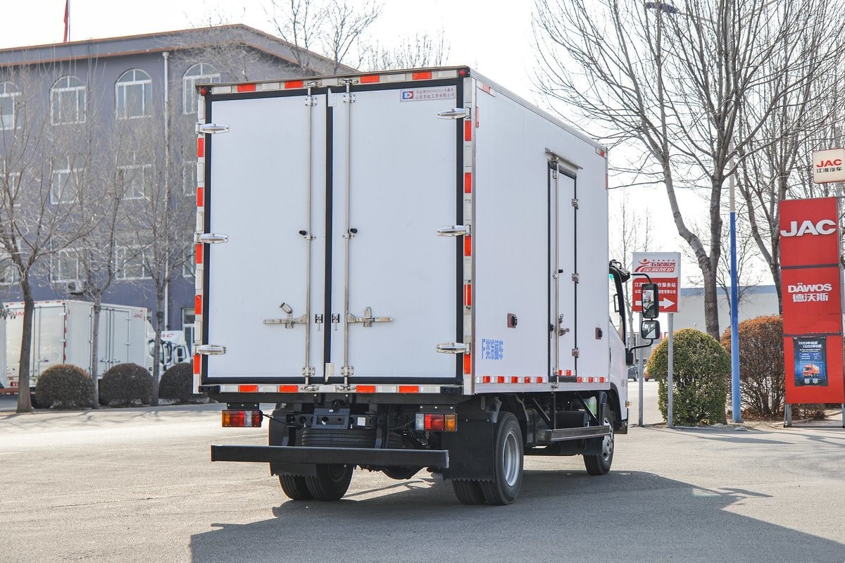 慶鈴五十鈴KV100冷藏車4.2米