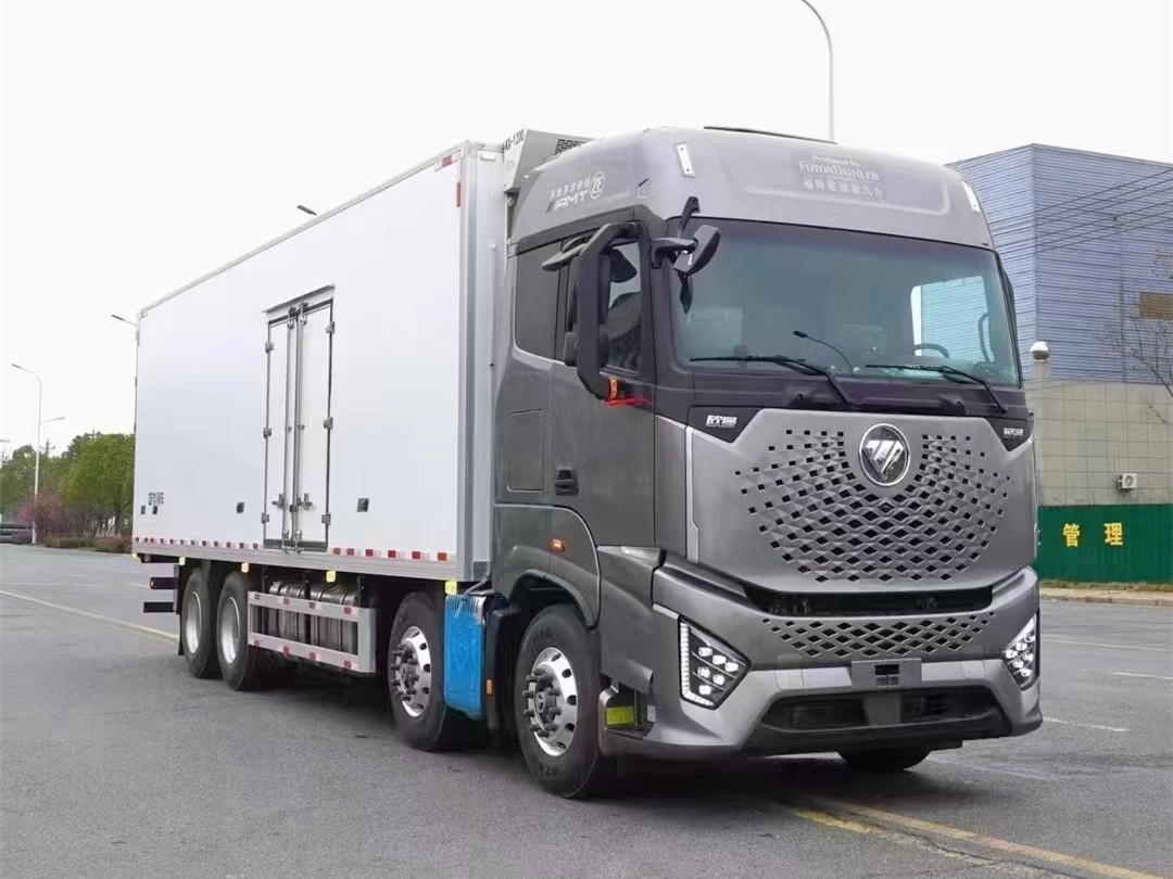 福田歐曼銀河9米6冷藏車