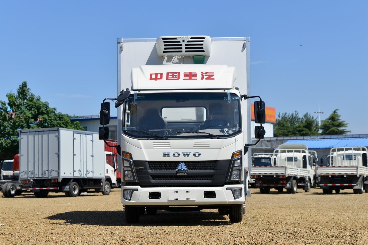 重汽HOWO冷藏車4米