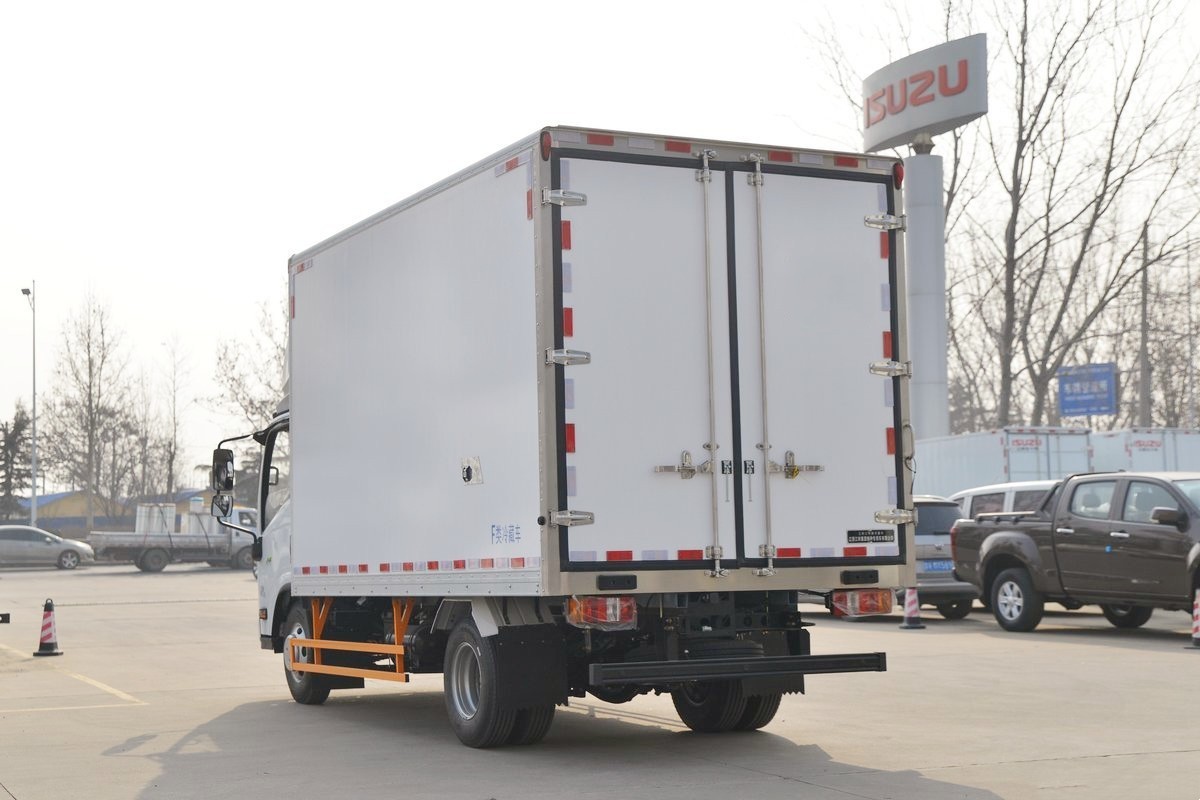 江西五十鈴EC5冷藏車4.02米