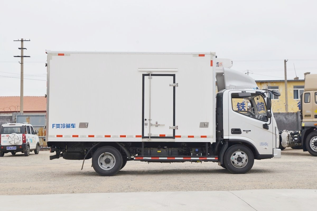 福田奧鈴速運130馬力冷藏車4.08米