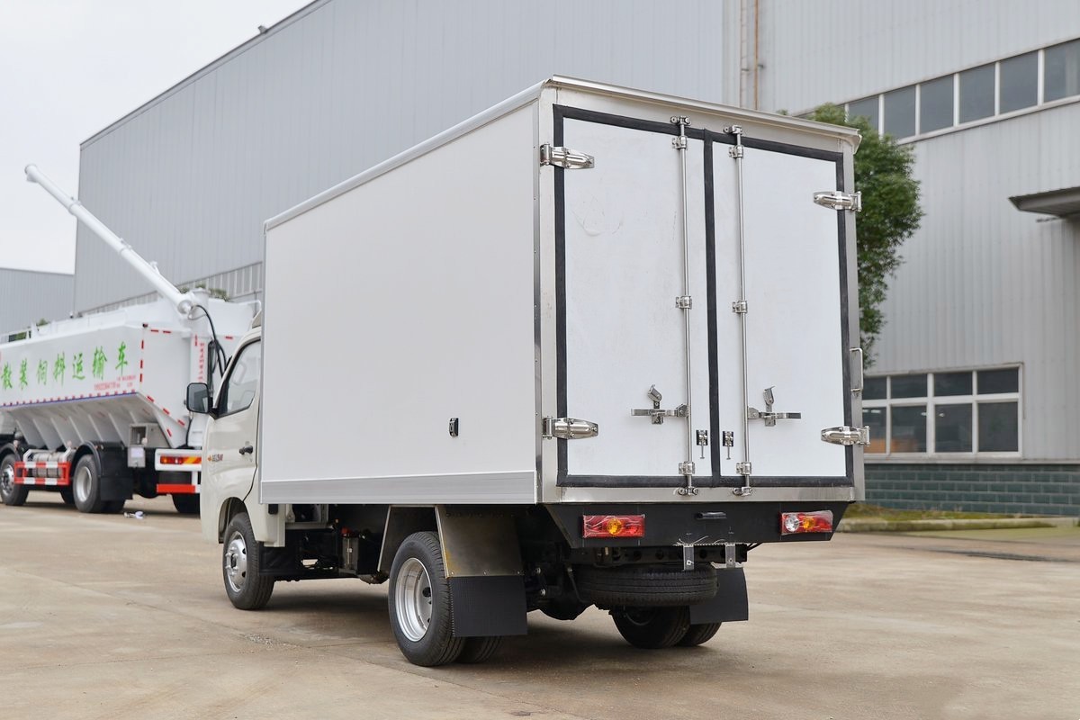 福田祥菱M1冷藏車3.12米