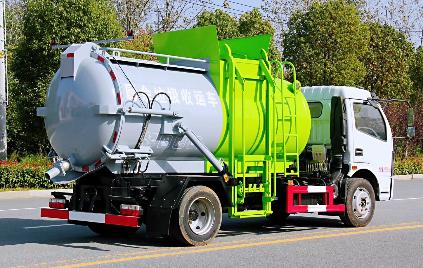 東風(fēng)凱普特K7方餐廚垃圾車9方