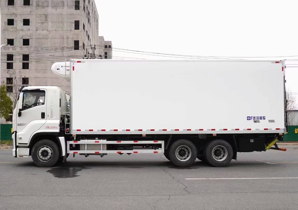 慶鈴五十鈴巨咖后雙橋冷藏車7.8米 慶鈴五十鈴巨咖后雙橋冷藏車7.8米