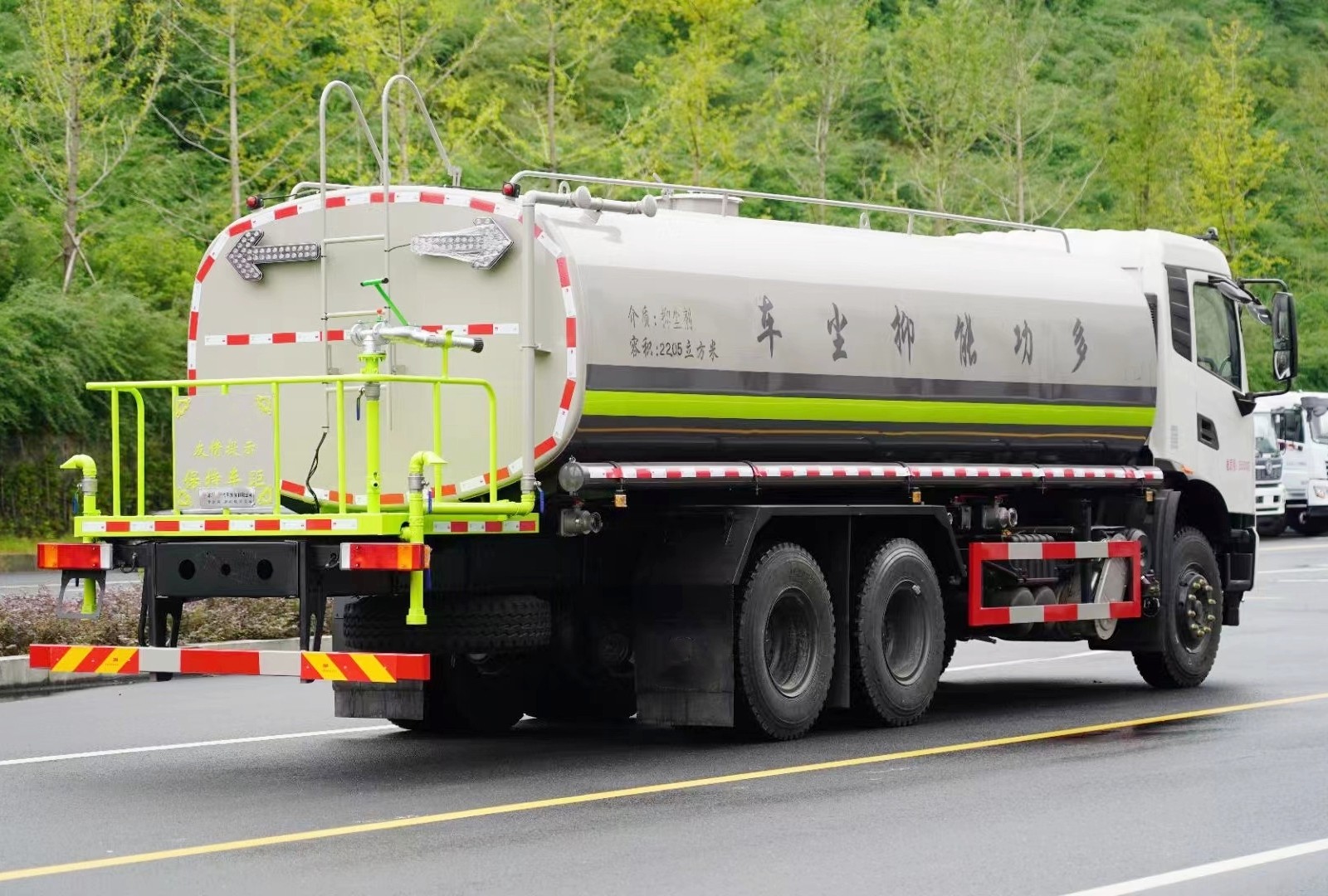 東風(fēng)天錦KR后雙橋?yàn)⑺?2方