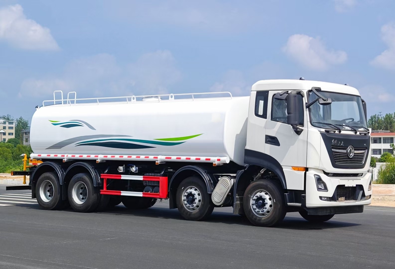 東風天龍KL前四后八灑水車25方