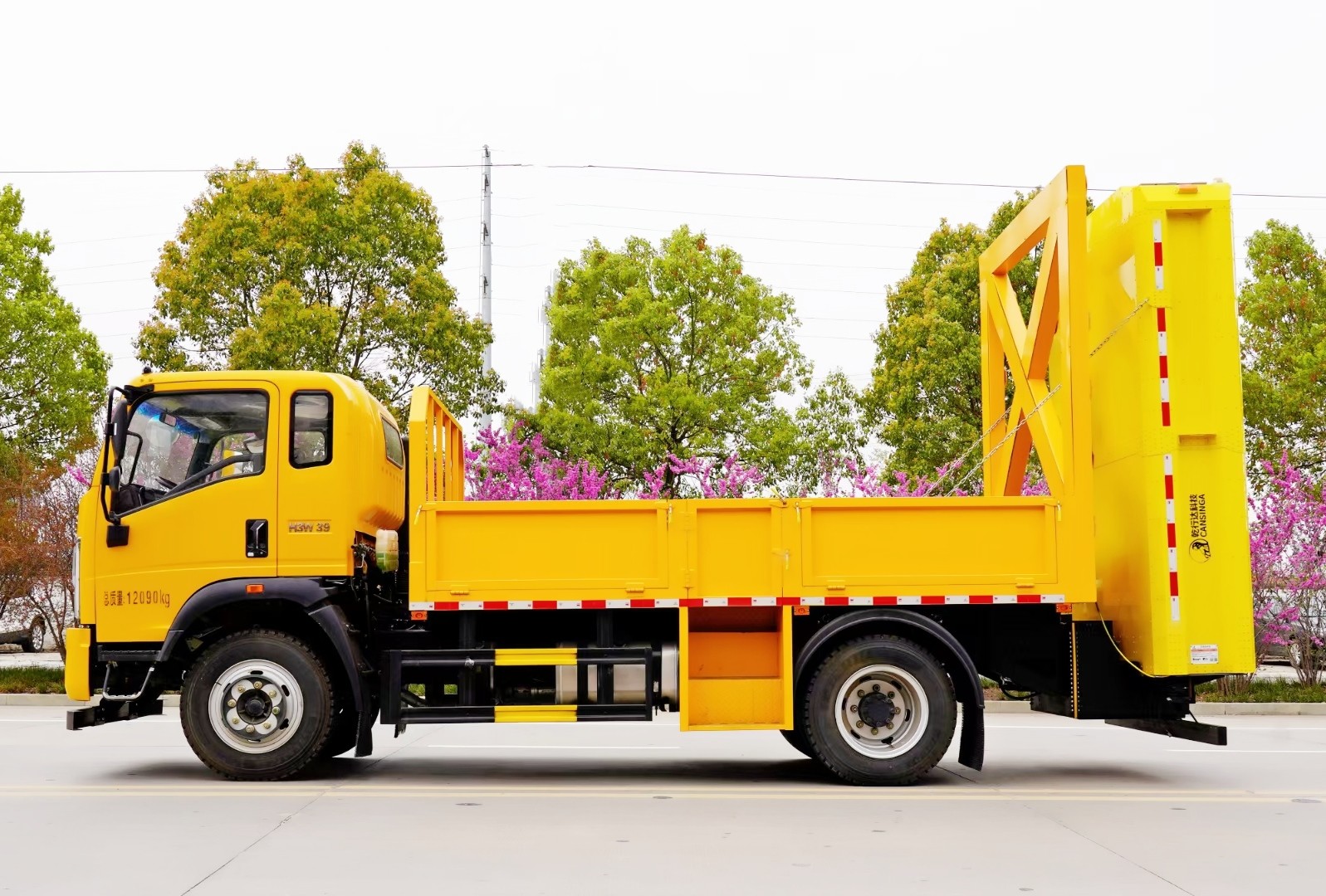 重汽豪曼防撞緩沖車100K