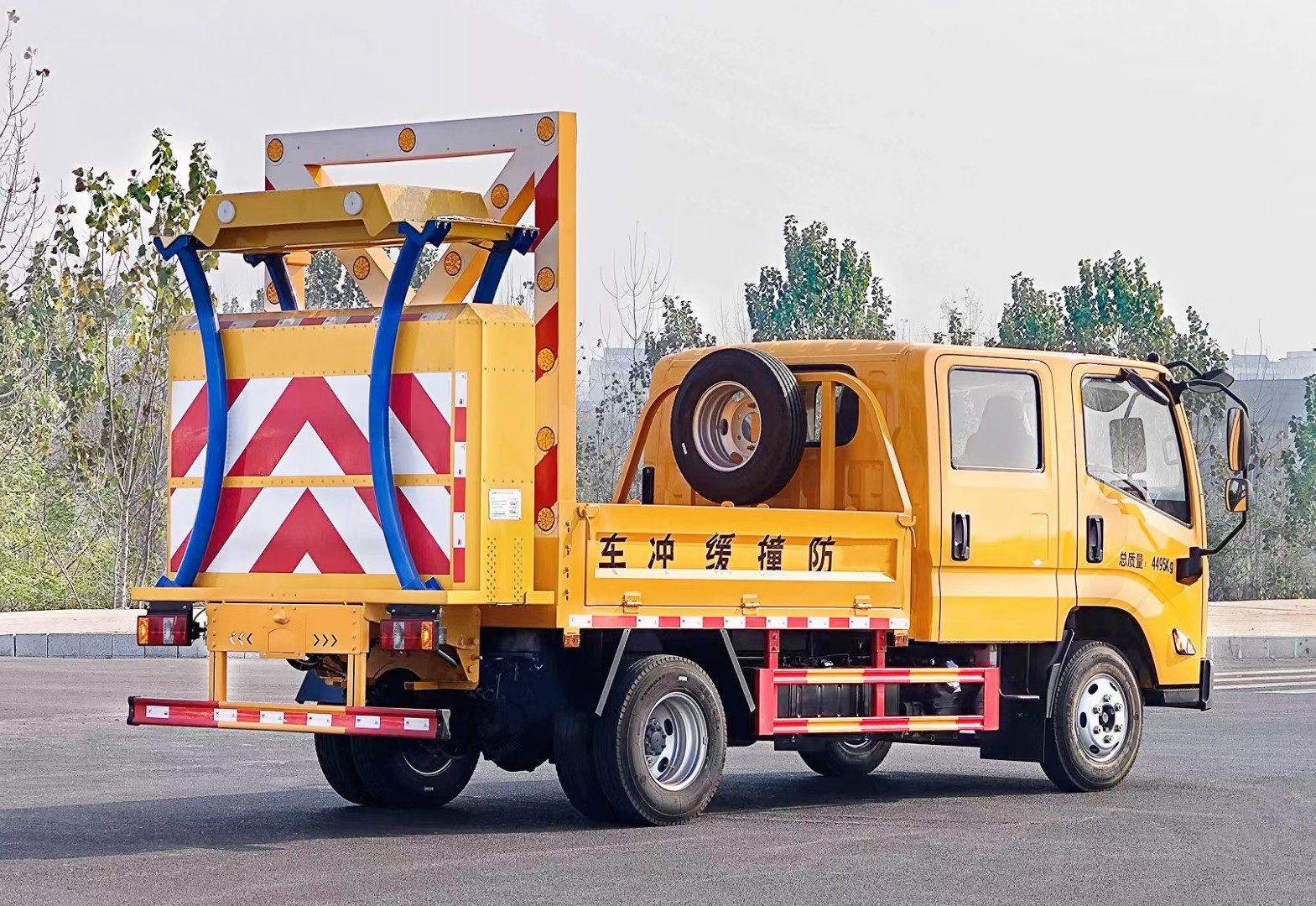 江鈴凱運防撞緩沖車70K