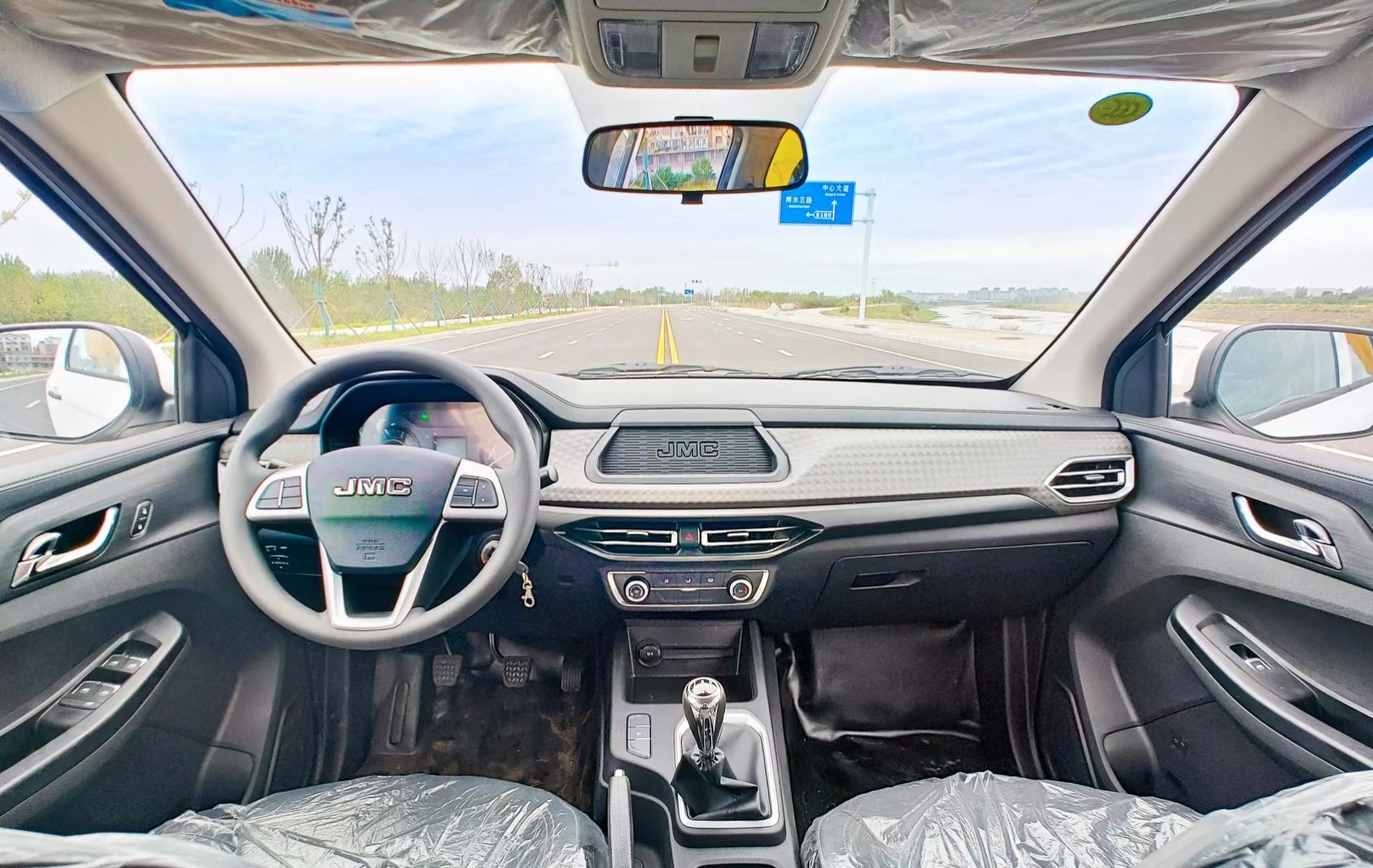 江鈴寶典皮卡防撞緩沖車70K