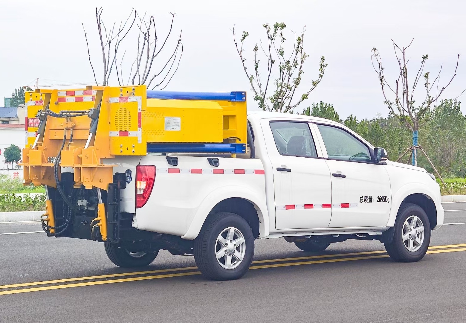 江鈴寶典皮卡防撞緩沖車70K