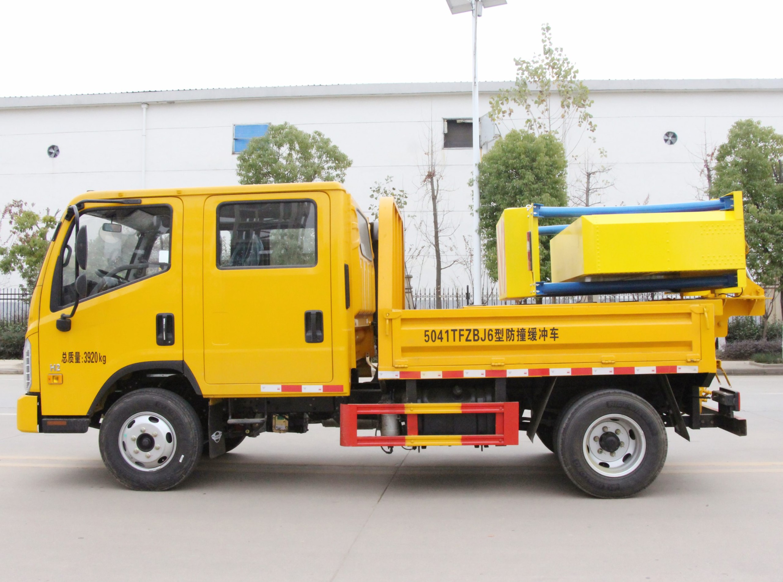 福田H2防撞緩沖車(chē)70K