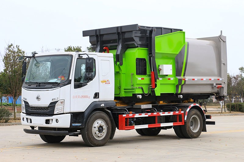 柳汽L3勾臂垃圾車 12方