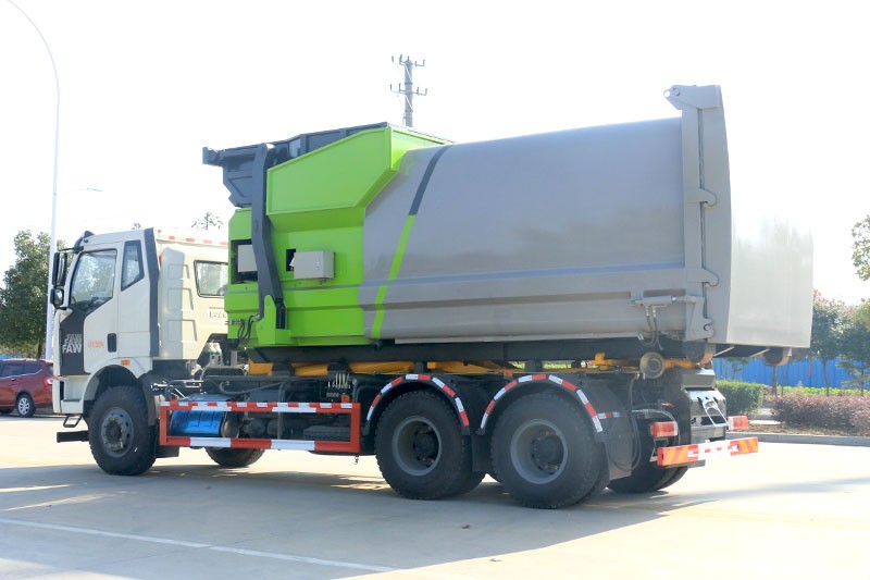 一汽解放J6后雙橋勾臂垃圾車 20噸