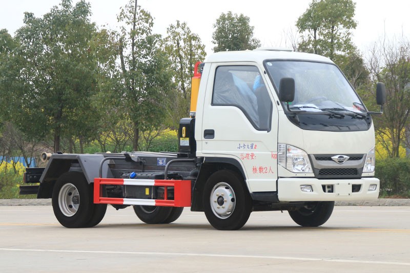 福田小卡之星2 勾臂垃圾車 3方